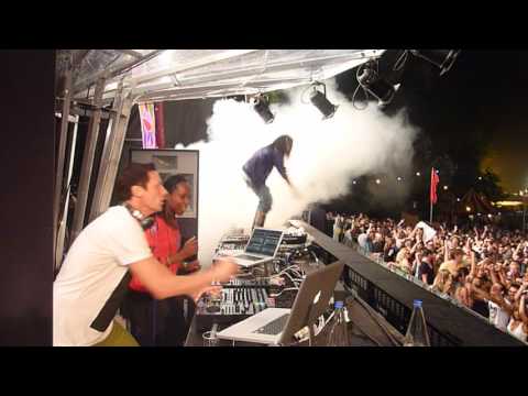 Shinedoe & 2001  - main stage Welcome to the future 2010