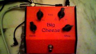 Video thumbnail for Lovetone Big Cheese by Vintage Stompboxes