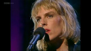 Lucinda Williams &amp; Mary Chapin Carpenter &quot;Sweet Old World&quot; HD