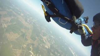 Johnny Dilks skydive