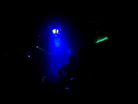 DJ Mikael Costa UNDER Fluid-Party 8 of November 2009 part 1