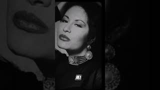 Con Está Copa....🍷                #Selena #SelenaQueen95