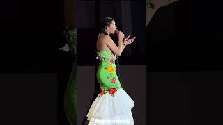 Ángela Aguilar cantando Cielito Lindo
