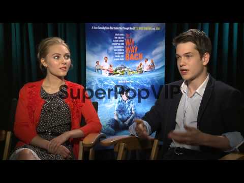 INTERVIEW - AnnaSophia Robb and Liam James on the nostalg...