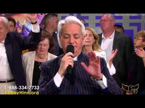 Benny Hinn sings "Glory To The Lamb" and other Worship Songs