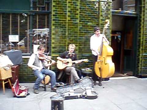 Live music in Columbia Market. London