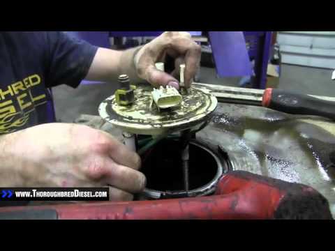 Install of a TITAN Aft Axle Tank by Thoroughbred Diesel
