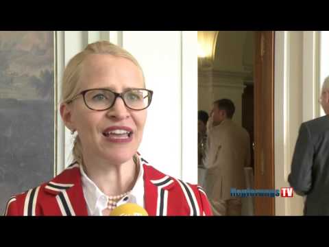 140701 IHZE Jahresbericht präsentiert