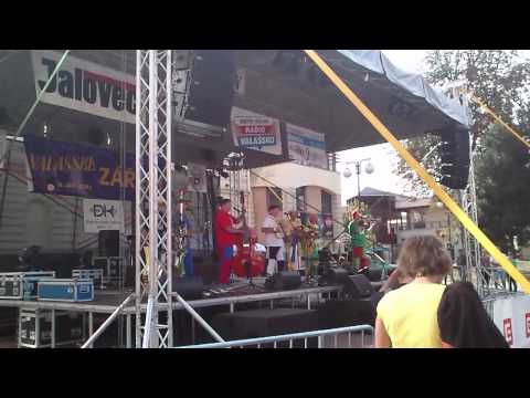 Vsetínské záření z kapelou Lojzo