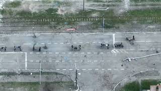 [分享]亞速鋼廠的傷兵撤出中