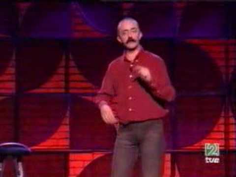 El Club de la Comedia- Santi Rodríguez- Volar en avion