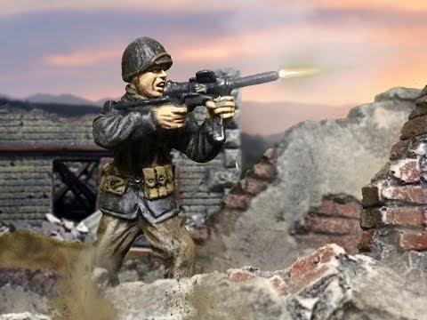 Plastic Commandos firing US weapons - WWII stop motion