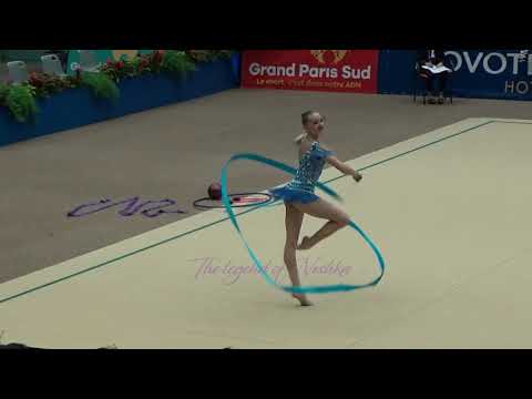 Darya SOROKINA (AZE) ribbon - 2019 Corbeil senior AA