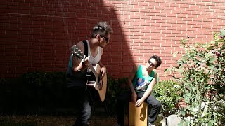 Cover 0004: Temple Sour - La Caravana