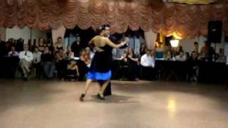 Sebastian Achaval y Roxana Suarez en El Abrazo