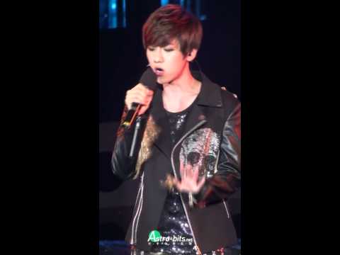 [Astro-bits] 120713 EXO-K Baekhyun - What is Love @ 2012 Yeosu Expo Pop Festival