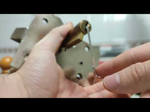 Ganzuado #15 Cerrojo FAC de Sonja