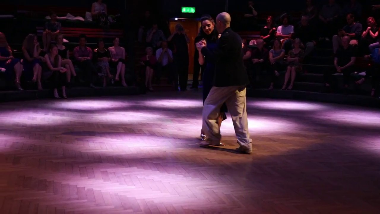 Cecilia Piccini and Daniel Carlsson - Amor, Amor, Vení by Canaro