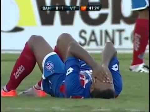 24/04/2011 -- Bahia 0 X 1 Vitória -- Semi Finais do Campeonato Baiano 2011 HQ