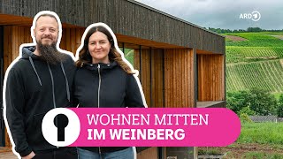 Familie baut sich modernes Holzhaus mitten in der Natur | ARD Room Tou