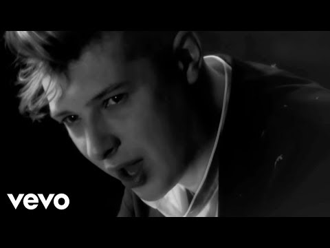 John Newman - Out Of My Head (Official Music Video)
