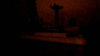 Green Mama of the Lips -  Farmodern är ensam igen