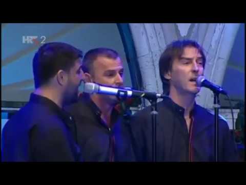 Klapa Cambi - PROMINILO SE VRIME UŽIVO ŠIBENIK 2014.