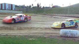 preview picture of video 'Greg Galligan heat win at Woodhull Raceway'