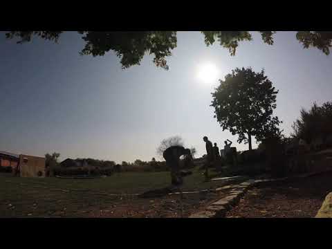 Aufbau einer Jurte zu zweit