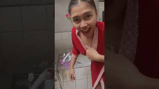 Download lagu LIVE MAU MANDI PACARNYA MALAH IKUT #viral #blunder #live mp3 Download lagu LIVE MAU MANDI PACARNYA MALAH IKUT #viral #blunder #live mp3