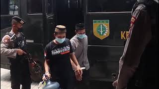 Download lagu PEMINDAHAN TAHANAN KE RUTAN BARU POLRES GRESIK mp3