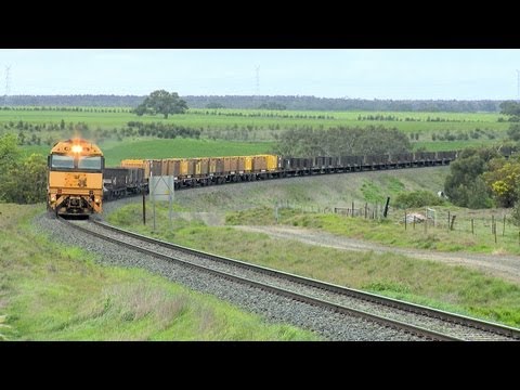 Pacific National Steel Train Near Inverleigh - PoathTV Australian Railways, Railroads & Trains