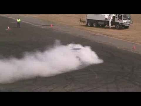 Warrnambool Drags 31/01/2010 - Burnout Comp - Nukinfuts Gemini - www.dragpix.net