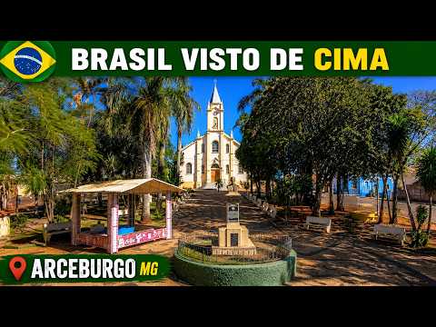 ARCEBURGO (MG) 🇧🇷 | A Pequena Joia de Minas Gerais Vista do Céu em 4K