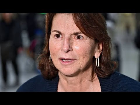 Claudia Obert cuts short her Australia trip – emergency!