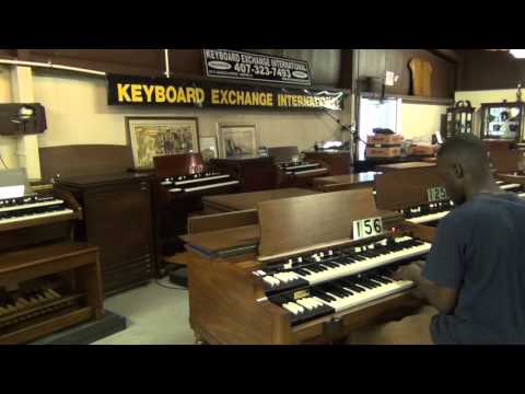 # 156 Hammond B3 # B-90744 1970's Vintage with 122 Leslie! Keyboard Exchange International