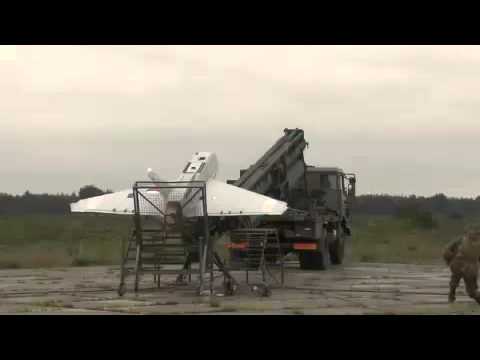 Doe Mennene Mexicano  — Mourmelon, France | April 2000