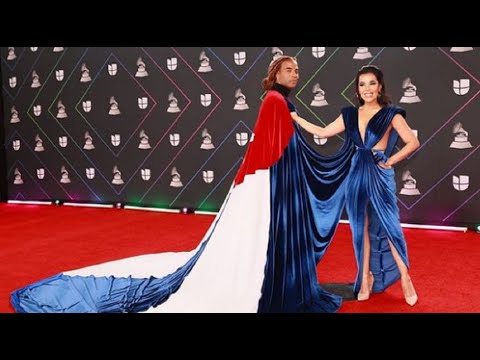 Yotuel Romero and Beatriz Luengo's Cuban flag costume is at the Grammy Museum #patriayvida