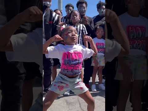 The Baby HotGirlz Just 2 Much💃🏾🤣 #dance #viral #shorts #fyp JOIN MEMBERSHIP | Click Link Below⬇️