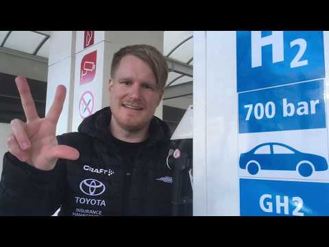 Tutorial: So betankt man einen Mirai mit Wasserstoff