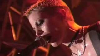 Joan Jett and the Blackhearts - Love is all around - Live - 1998 Rockin´ the Rockies