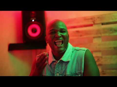 ASSISTA AO INCRÍVEL LIVE SET DO DJ LUTONDA