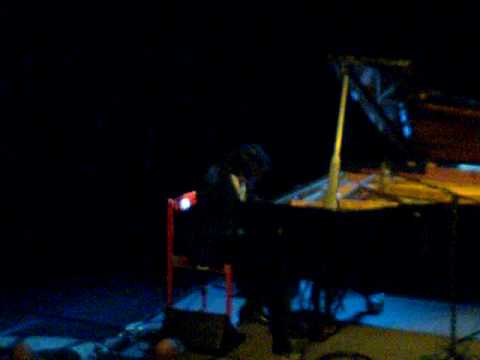 maxence cyrin - right here right now