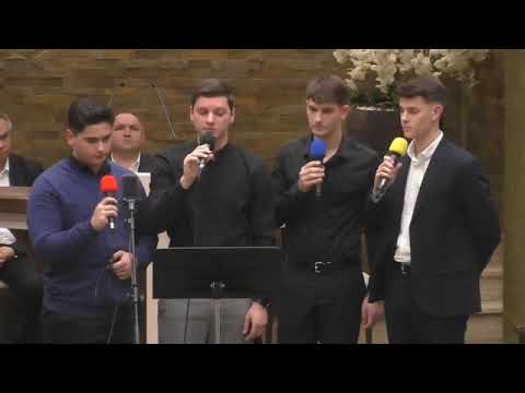 Grup de băieți- Ești necuprins și sfânt