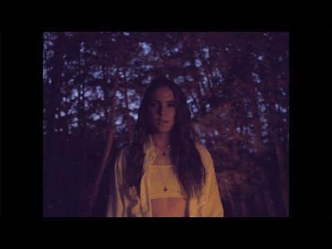 Laura Stangl - Cuento de Hadas (Official Video)