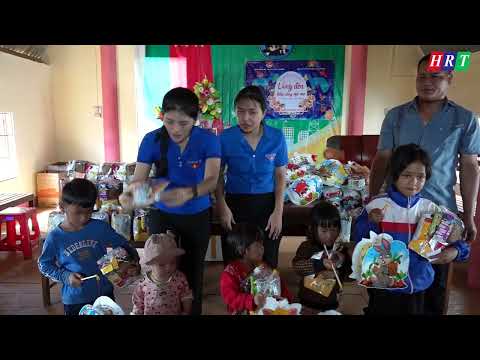 doan-xa-ea-drang-trao-100-suat-qua-cho-tre-em-co-hoan-canh-kho-khan-tai-buon-tung-thang