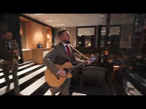 London Roaming Band | The Travelling Hands | I'm Still Standing by Elton John at Rosewood London