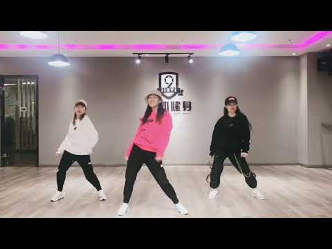 跳起來《你笑起來真好看》