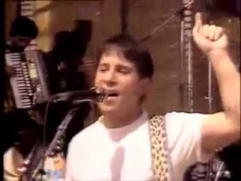 WHISPERING BELLS - PAUL SIMON (GRACELAND - ZIMBABWE 1987) - Edição: Joe Becerra