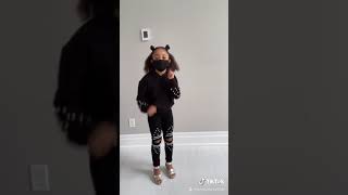 Cali dancing to Rockin Robin 💃🏾